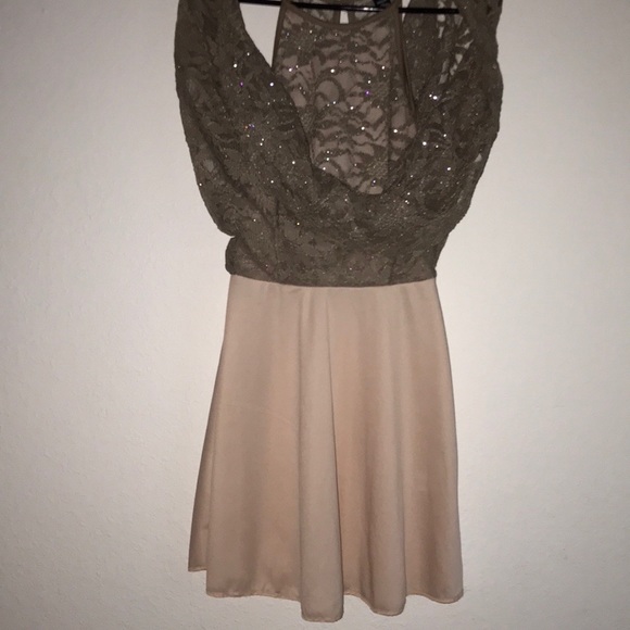 Rue 21 Gold Glitter Dress M - Picture 4 of 7